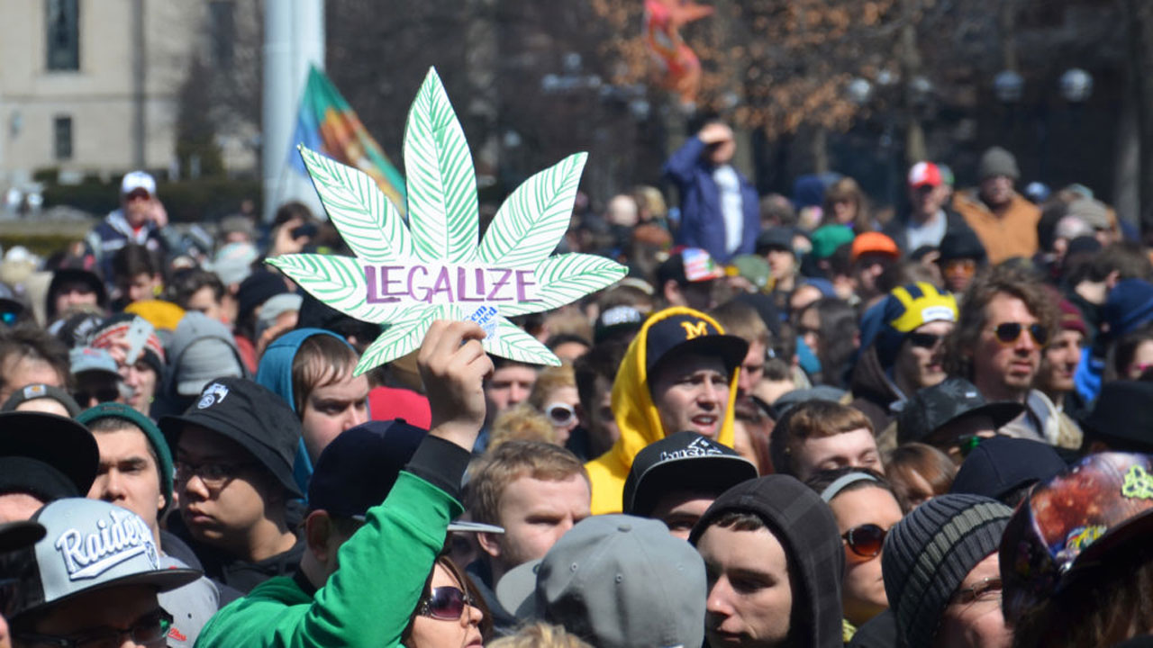 Legalization of cannabis in Italy protest in the streets