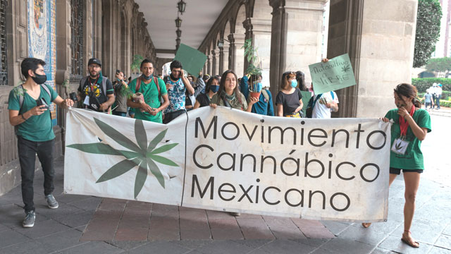 Activistas mexicanos por la legalización